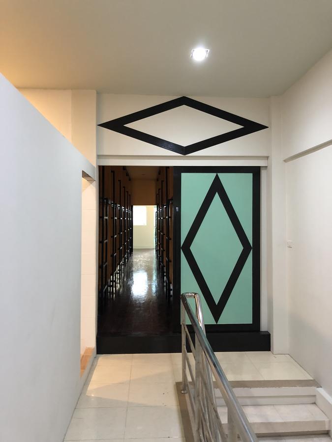 H2B Hostel Phuket Dış mekan fotoğraf