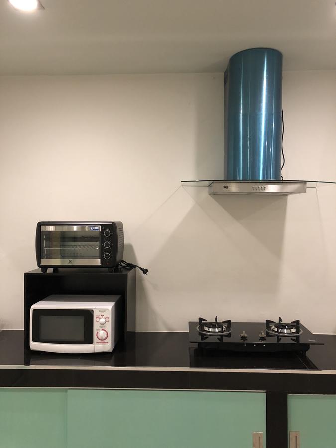 H2B Hostel Phuket Dış mekan fotoğraf