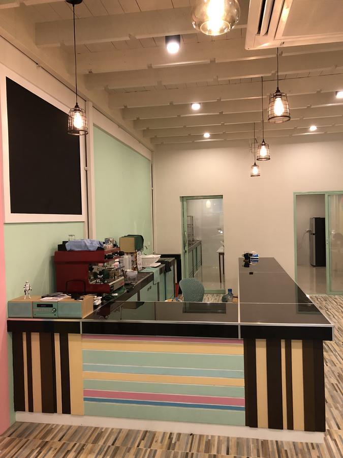 H2B Hostel Phuket Dış mekan fotoğraf