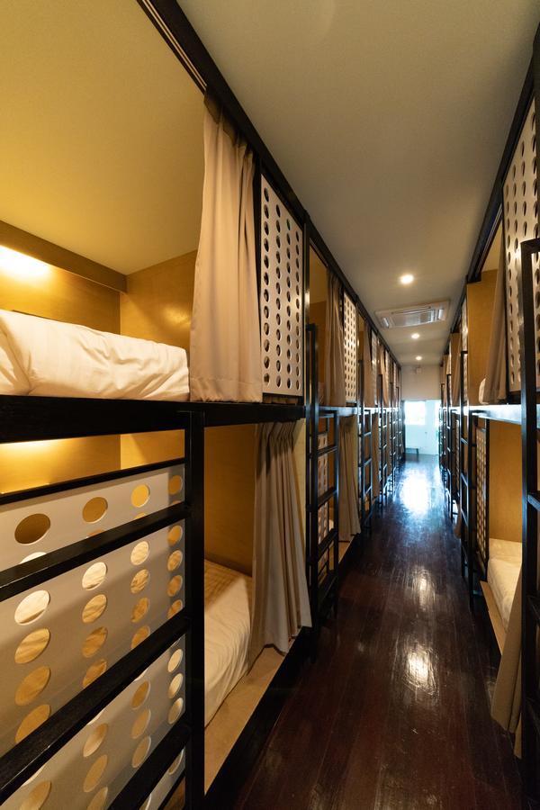 H2B Hostel Phuket Dış mekan fotoğraf